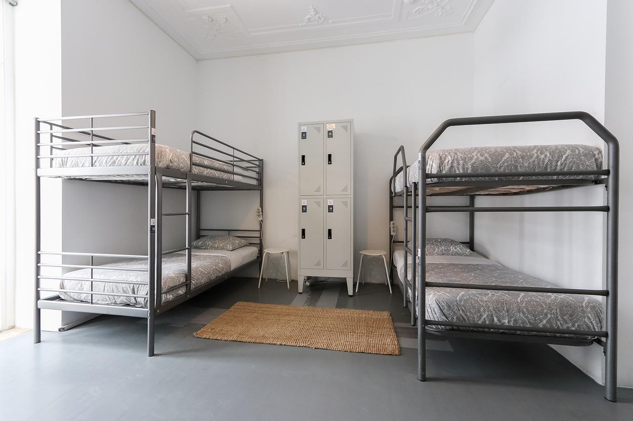 Kab+1 Hostel Lisbon Bagian luar foto